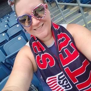 Meet your Posher, Nina